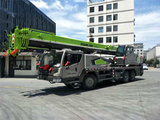 瑞丽市随车吊师傅告诉你租赁随车吊车如何区分吨位