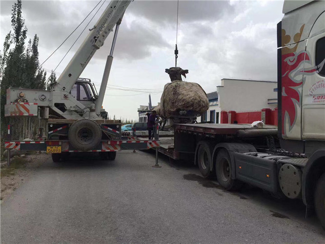 瑞丽市狭窄场地（如小区、车间）适合用哪种吊车？