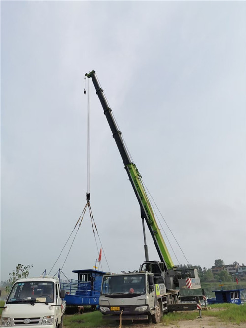 瑞丽市桥梁建设吊装案例